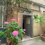 Le Petit Nid à Paris XI